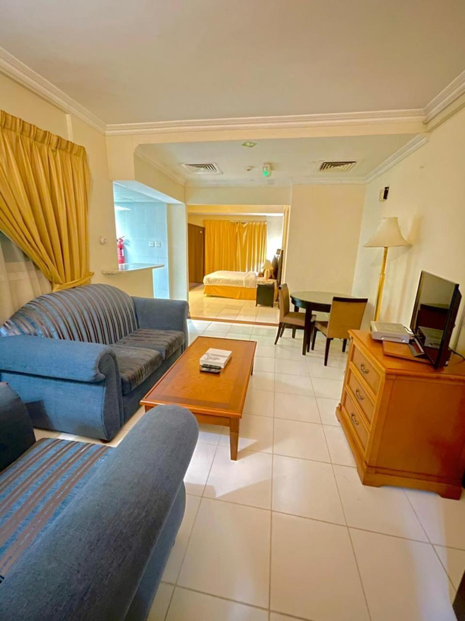 Al Nakheel Hotel Apartments Dubai Bagian luar foto