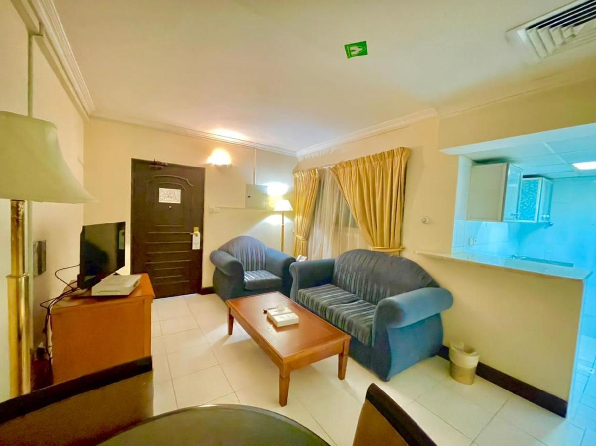 Al Nakheel Hotel Apartments Dubai Bagian luar foto