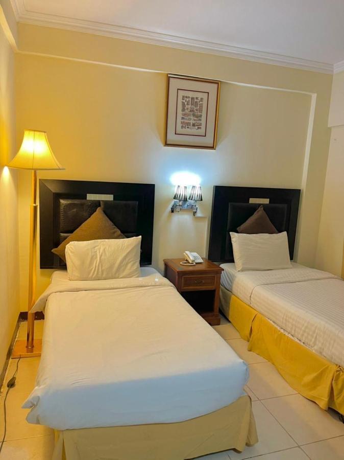 Al Nakheel Hotel Apartments Dubai Bagian luar foto