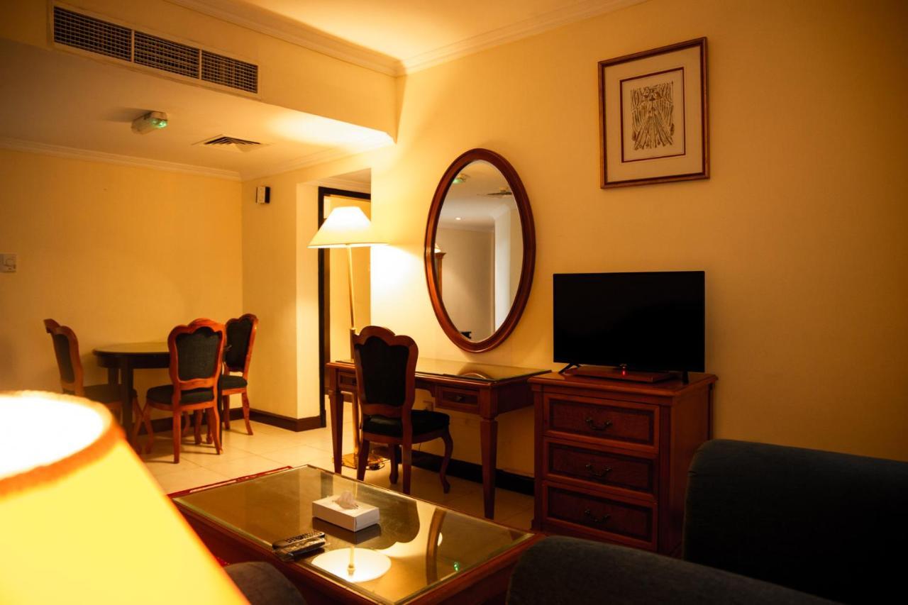 Al Nakheel Hotel Apartments Dubai Bagian luar foto