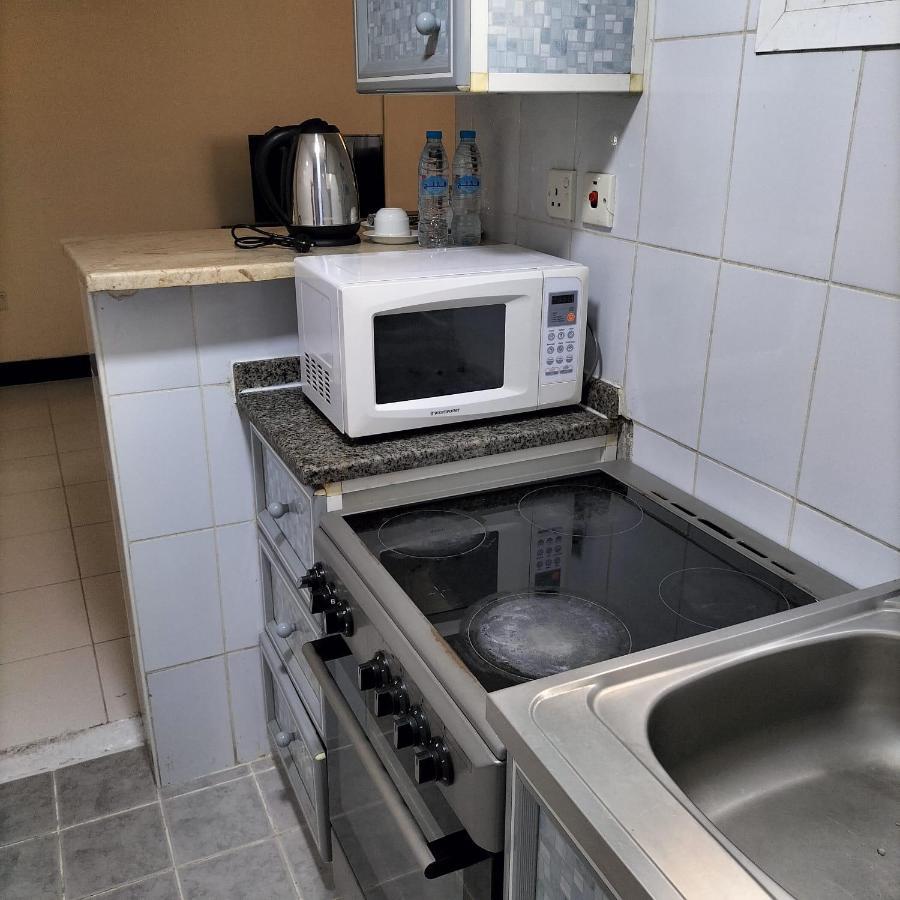 Al Nakheel Hotel Apartments Dubai Bagian luar foto